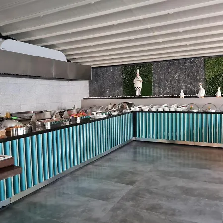 ماي فلاور للشقق الفندقية 3* ألانيا