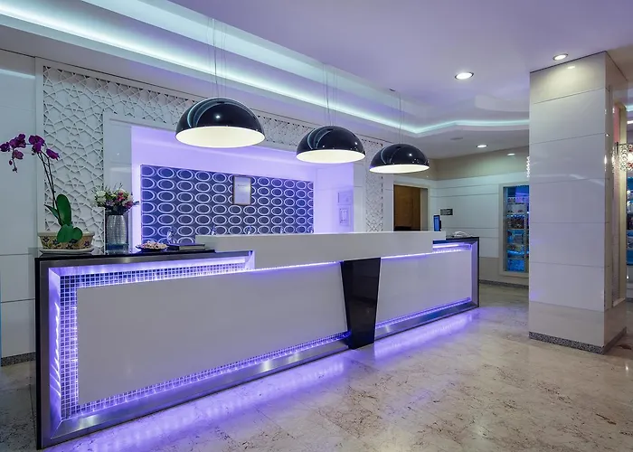 Flower リゾート 3*